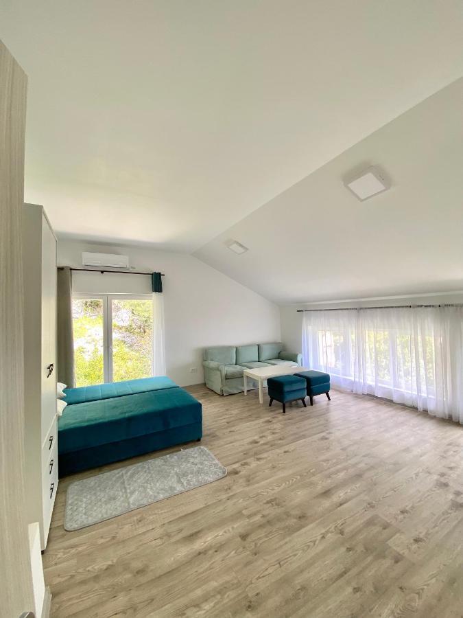 Apartments Lav Kotor Luaran gambar