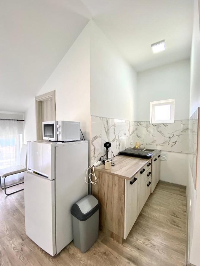 Apartments Lav Kotor Luaran gambar